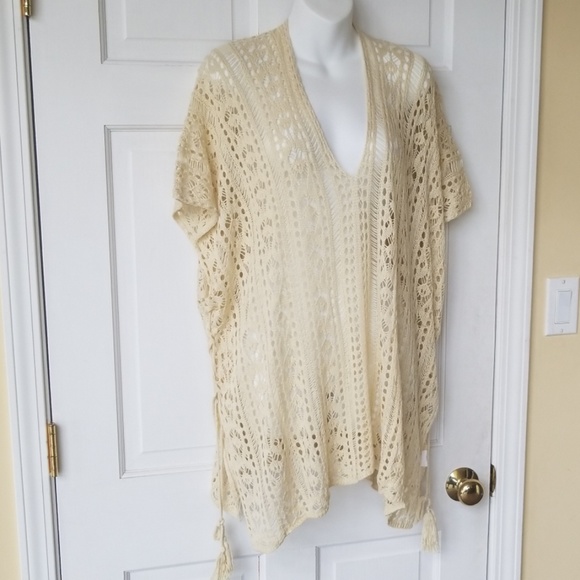 Vacation Beach Coverup - Picture 3 of 5